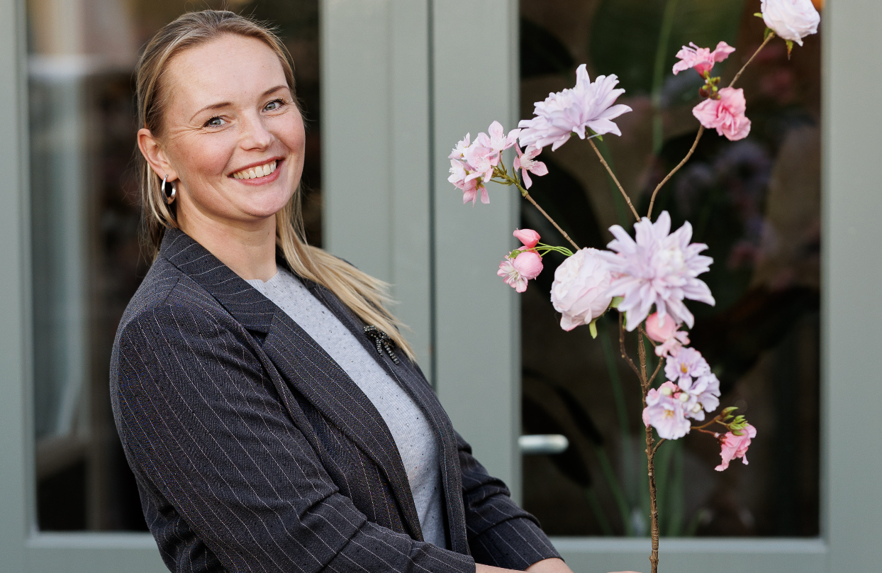 POPPINGart | Home | De kunst van blijvende bloemen